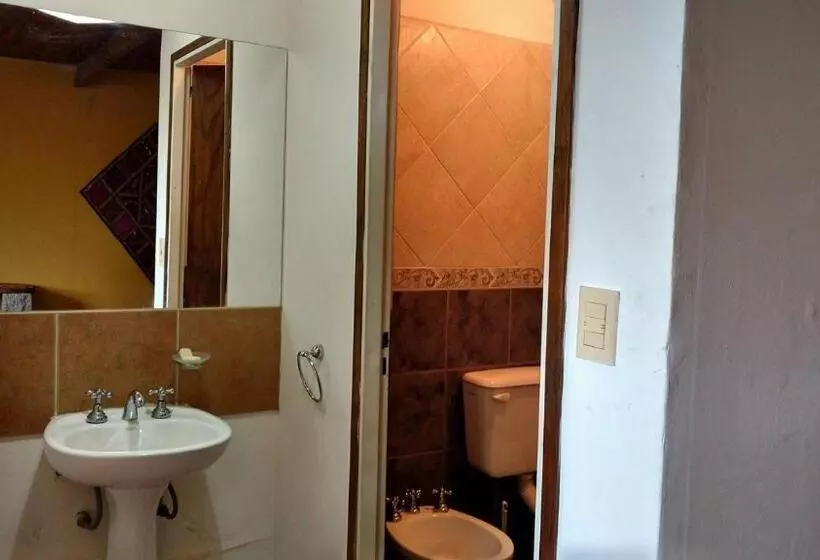 Retkeilymaja El Mundo Interior