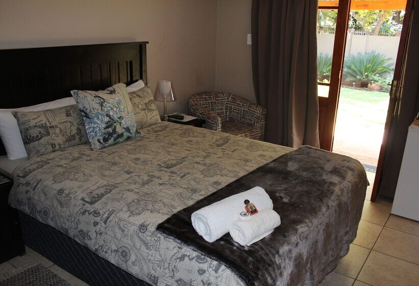 膳宿费 Four Seasons Guesthouses