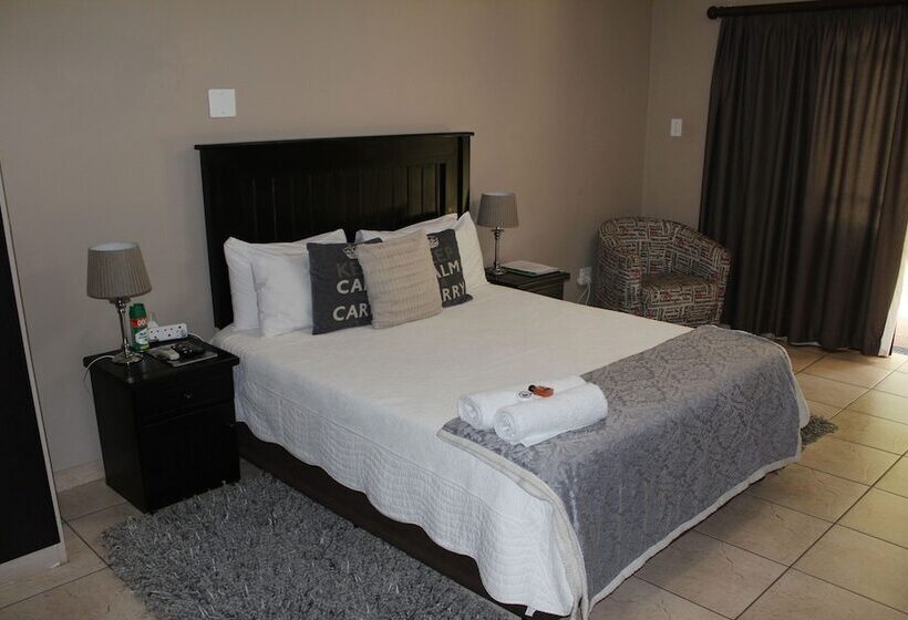 膳宿费 Four Seasons Guesthouses