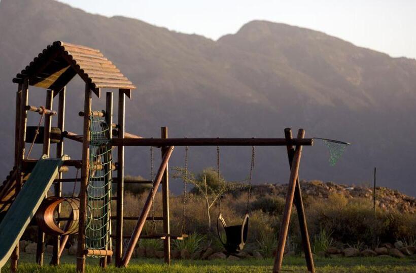 فندق Windfall Wine Farm