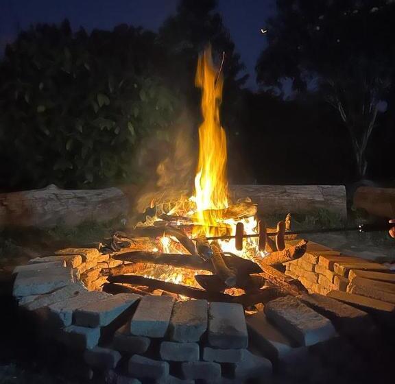 Pensión Pousada E Museu Jk