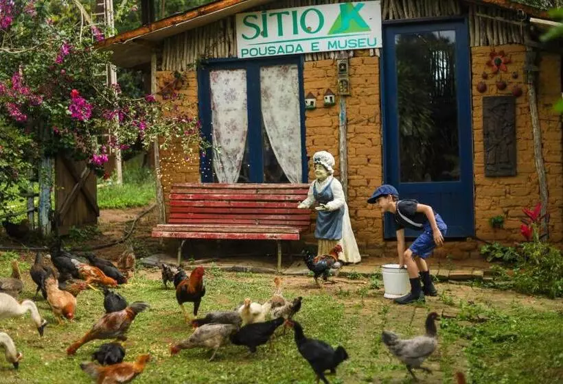Majatalo Pousada E Museu Jk