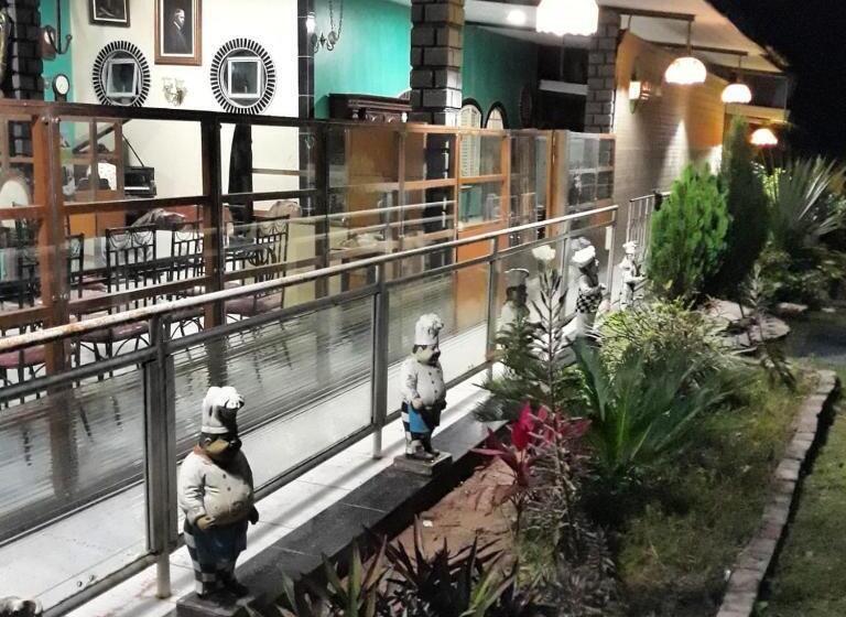 Pensión Pousada E Museu Jk