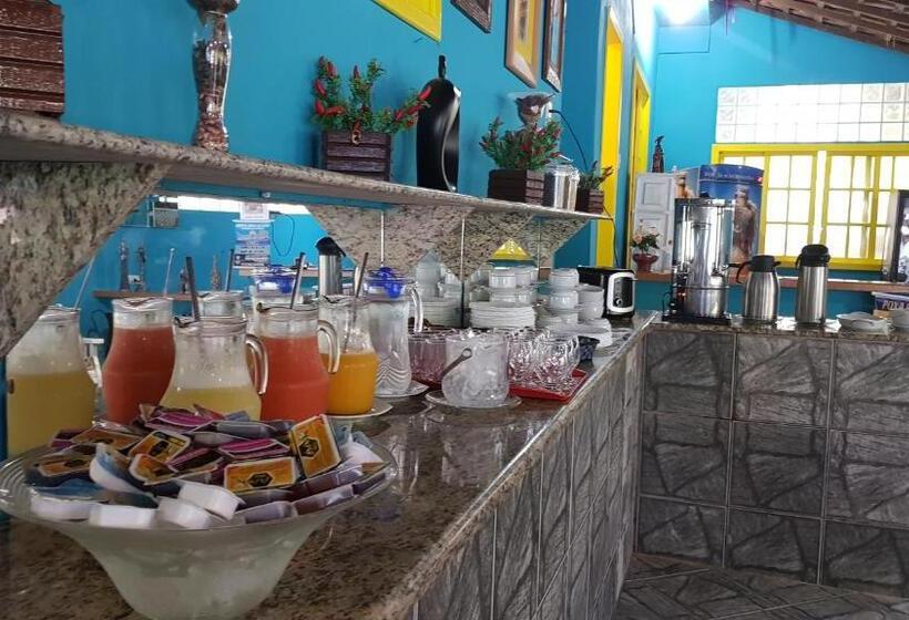 Пансион Pousada Tropical Araçatiba