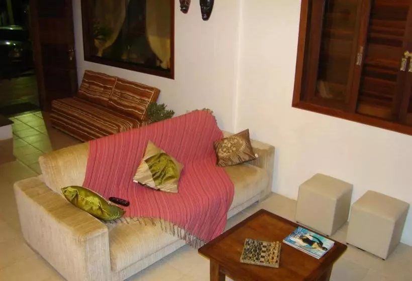 Majatalo Pousada Villa Prainha