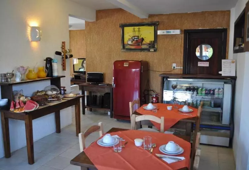 Majatalo Pousada Villa Prainha