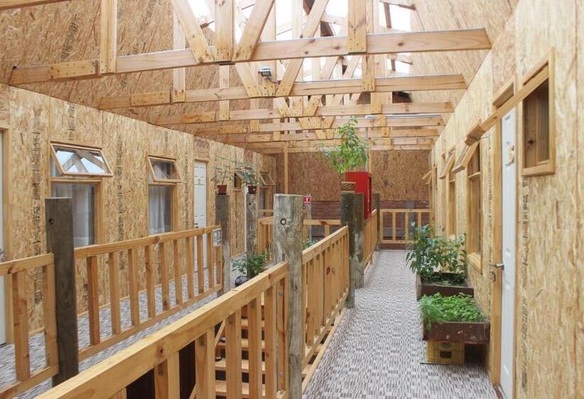 Hostel Hostal Baquedano
