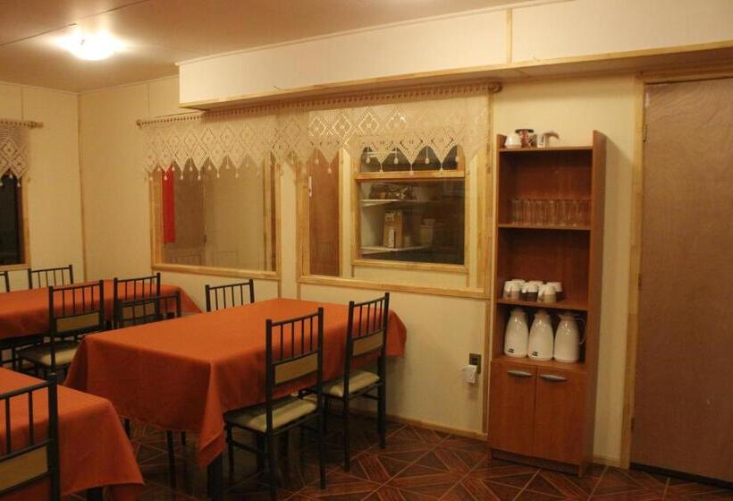 Hostel Hostal Baquedano