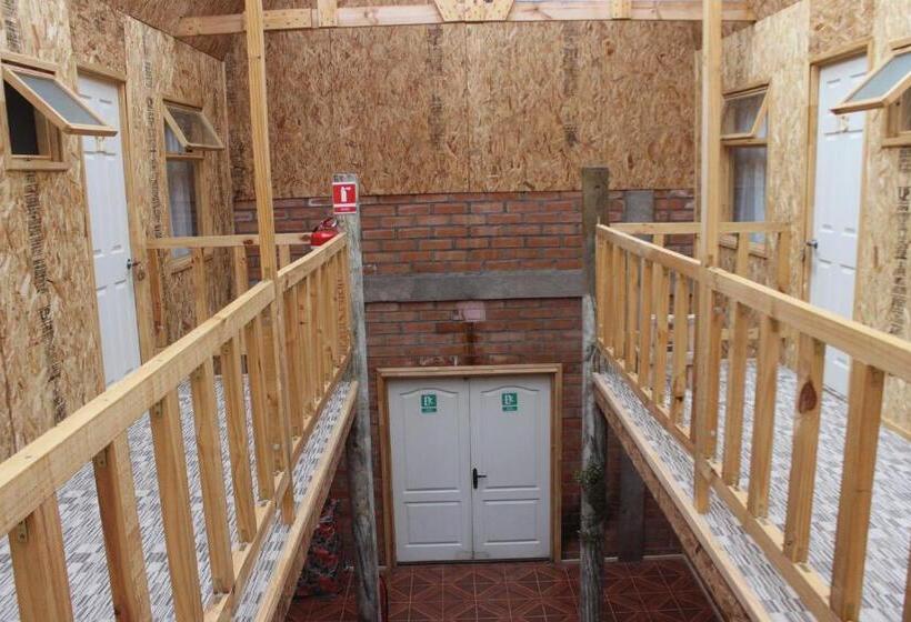 Hostel Hostal Baquedano