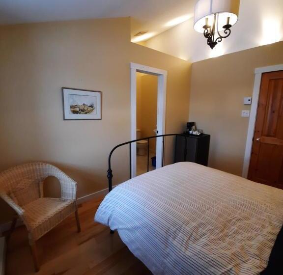 بنسيون Auberge Schweizer