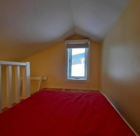 بنسيون Auberge Schweizer