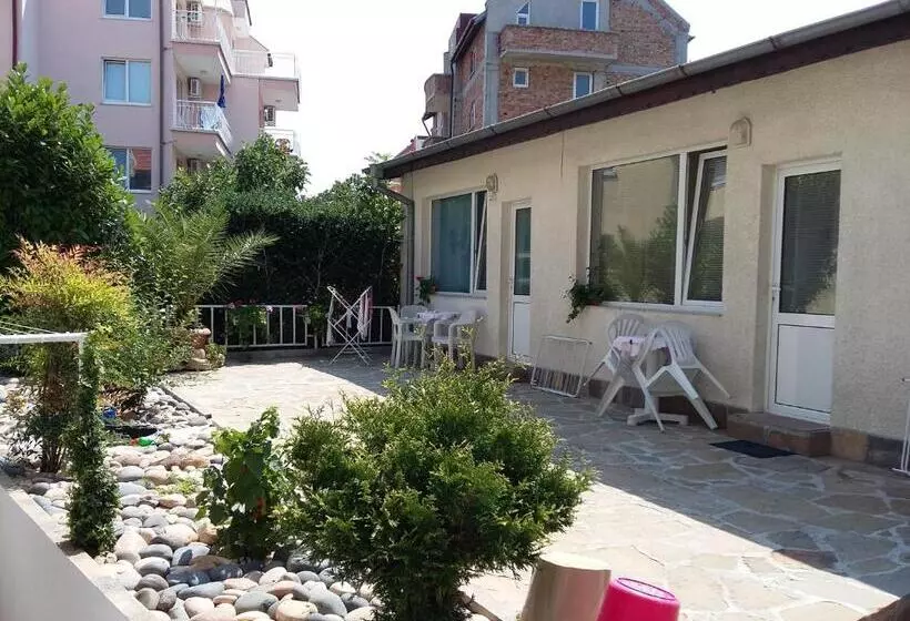 پانسیون Guest House Dimovi