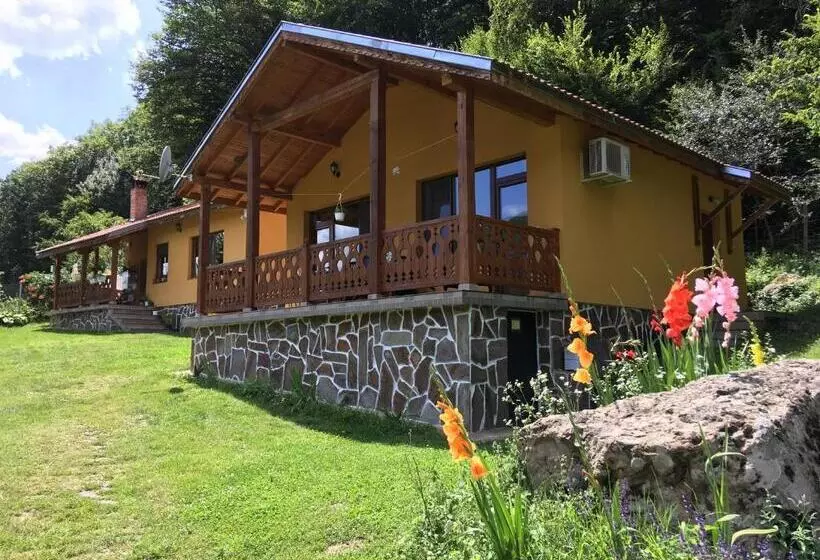 Majatalo бунгала дара