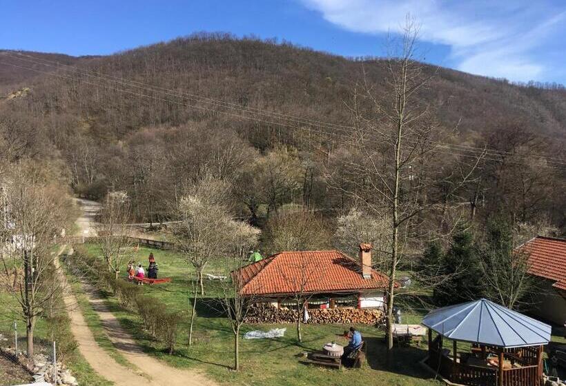 Пансион бунгала дара