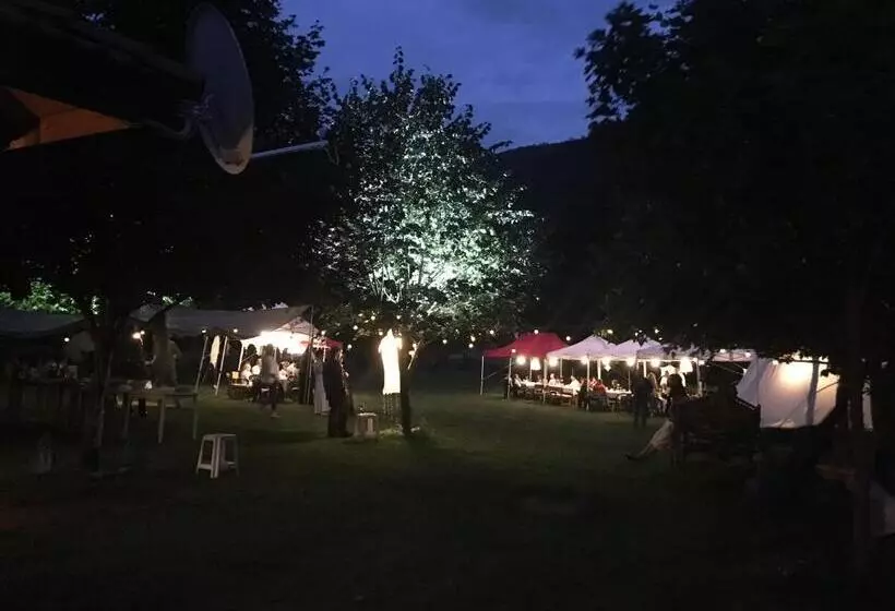 Majatalo бунгала дара