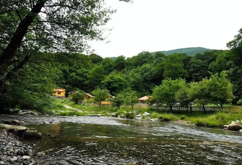 Majatalo бунгала дара