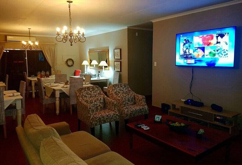 פנסיון Inca Lily Accommodation