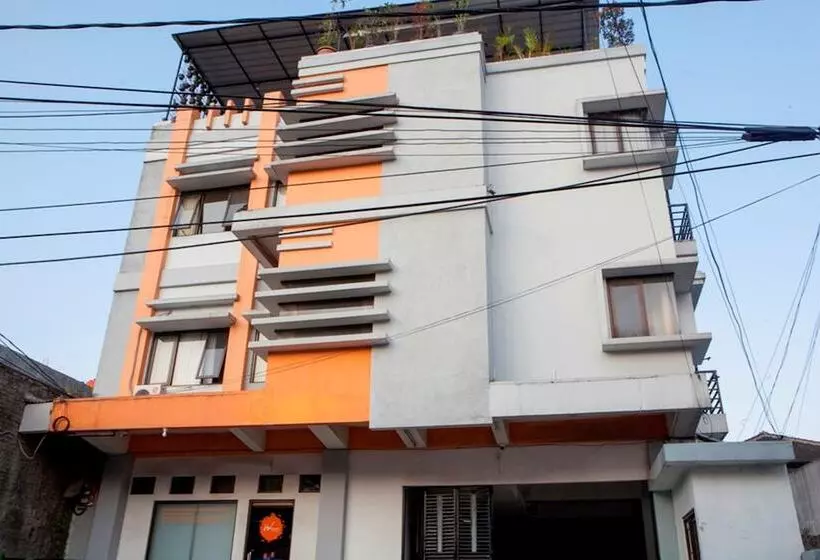 Majatalo Reddoorz Near Telkom Corporate University