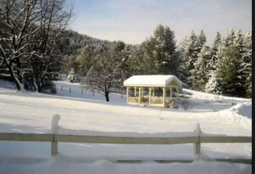 Bed and Breakfast The Featherbed Inn