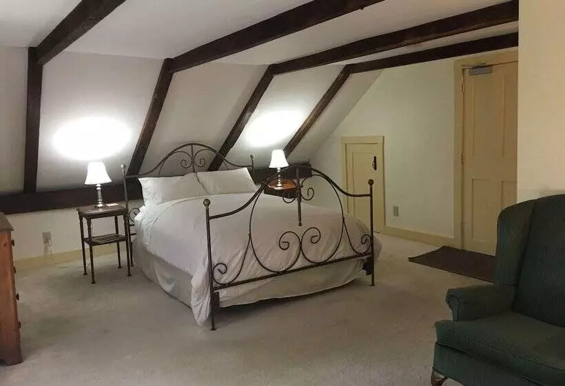 Aamiaismajoitus (B&B) The Featherbed Inn