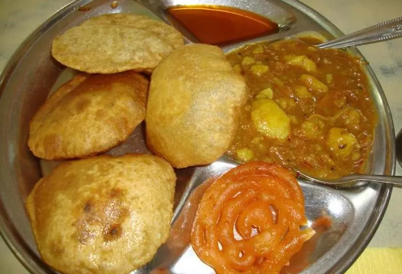 ペンション Kiran Guest House