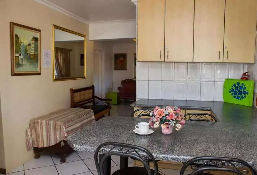 Majatalo De Helling Self Catering