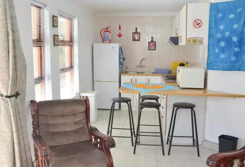 Majatalo De Helling Self Catering