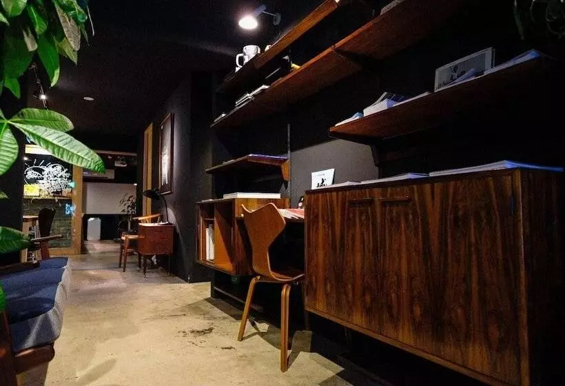 پانسیون Guesthouse Hostel Mangetak ゲストハウス マングタック広島