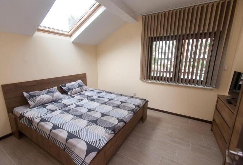 Pension Sofia Family House   Free Parking