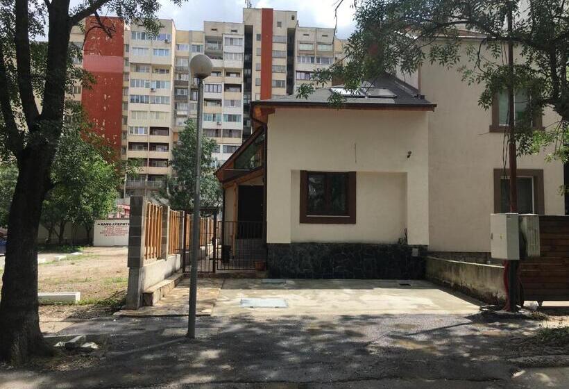 Pension Sofia Family House   Free Parking