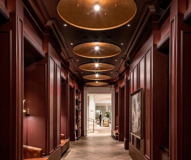 The Elizabeth Hotel, Autograph Collection