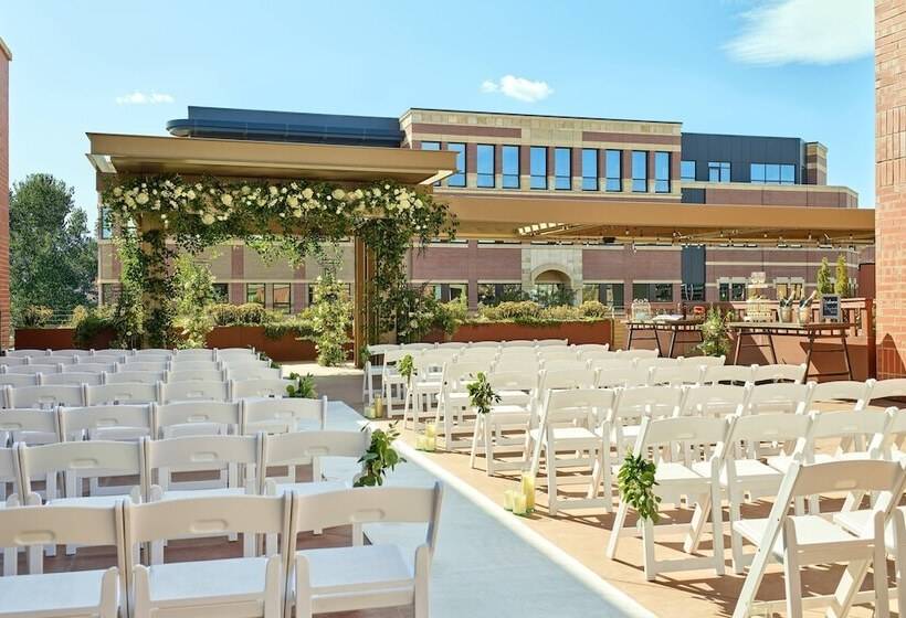 The Elizabeth Hotel, Autograph Collection