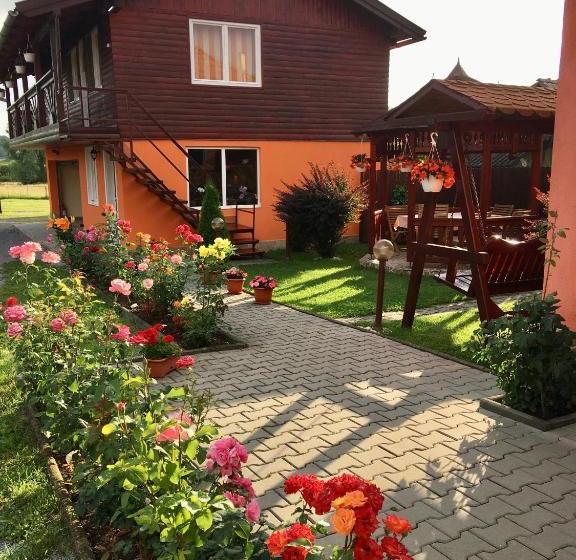 פנסיון Casa De Vacanță Orsi