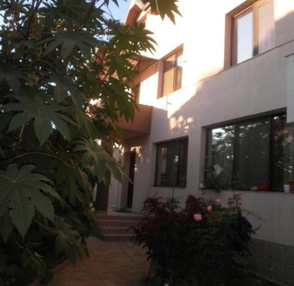 پانسیون Casa Didina