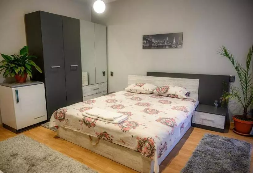پانسیون Guest House Angelkovi