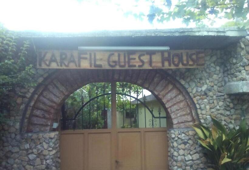 پانسیون Karafil Guesthouse