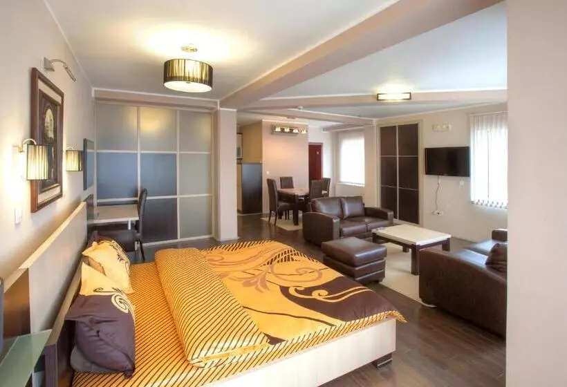 پانسیون Guesthouse Vitez