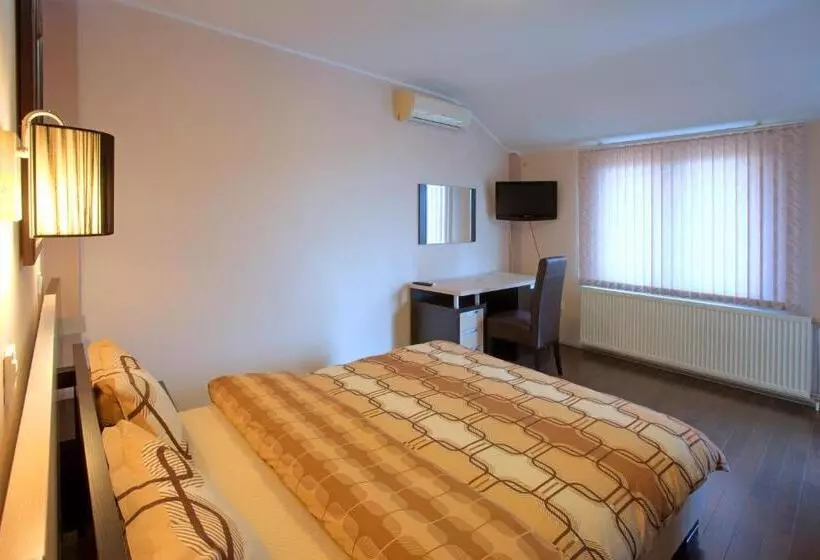 پانسیون Guesthouse Vitez