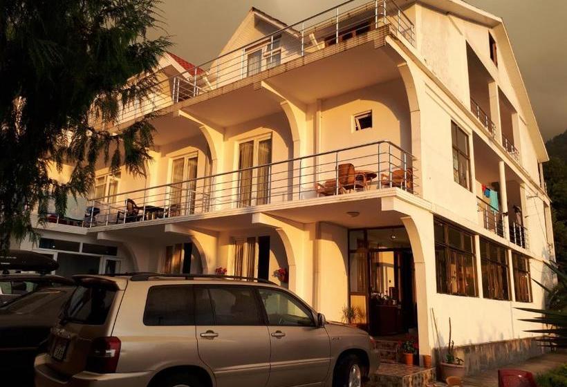 Pension Rezo's House