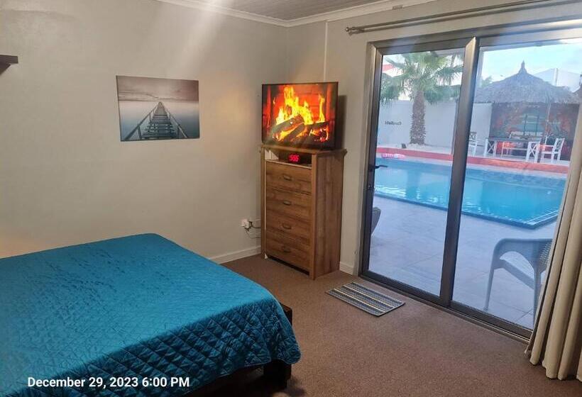 پانسیون Sandcastle Beach Apartments