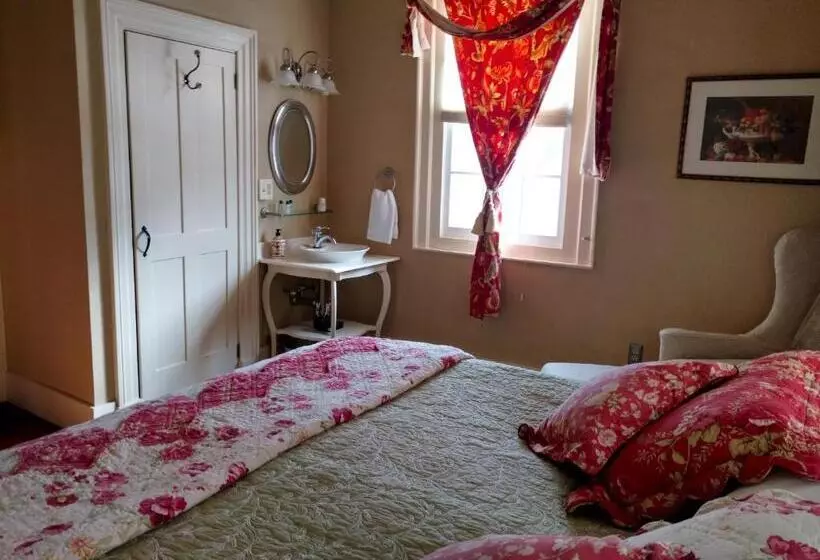 Aamiaismajoitus (B&B) Daniel Stebbins B And B