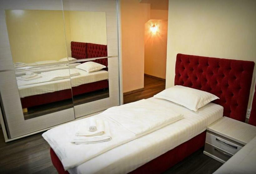 پانسیون Casa Remo Guesthouse