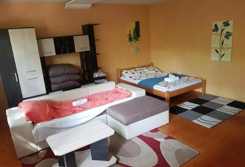 Majatalo Fruzsi Vendégház