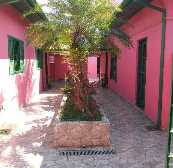 پانسیون Suítes Casa Rosada