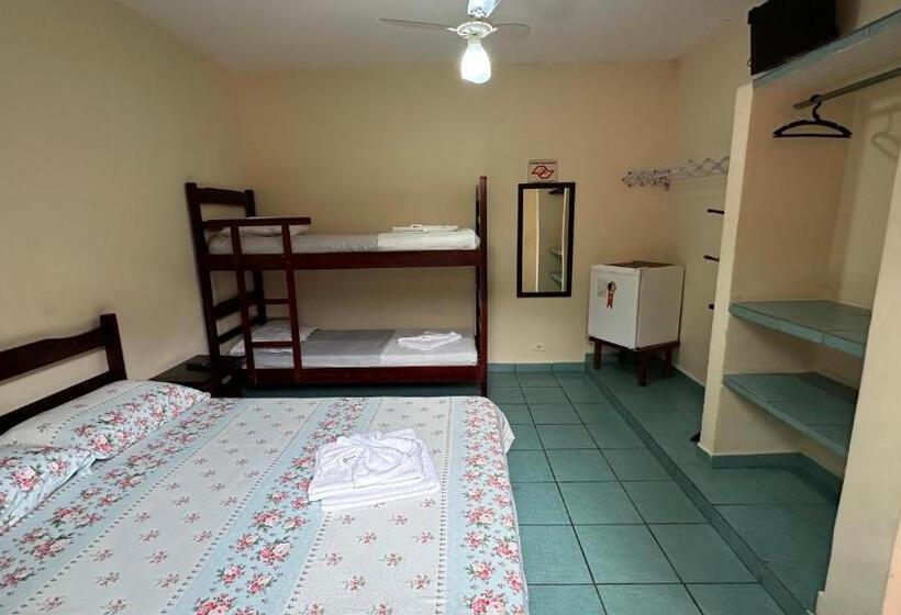 پانسیون Suítes Casa Rosada