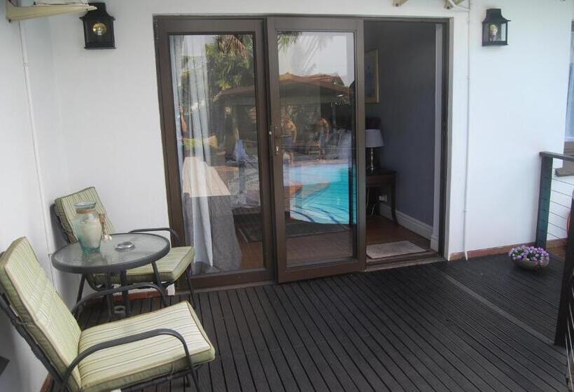 פנסיון De Charmoy Riverside