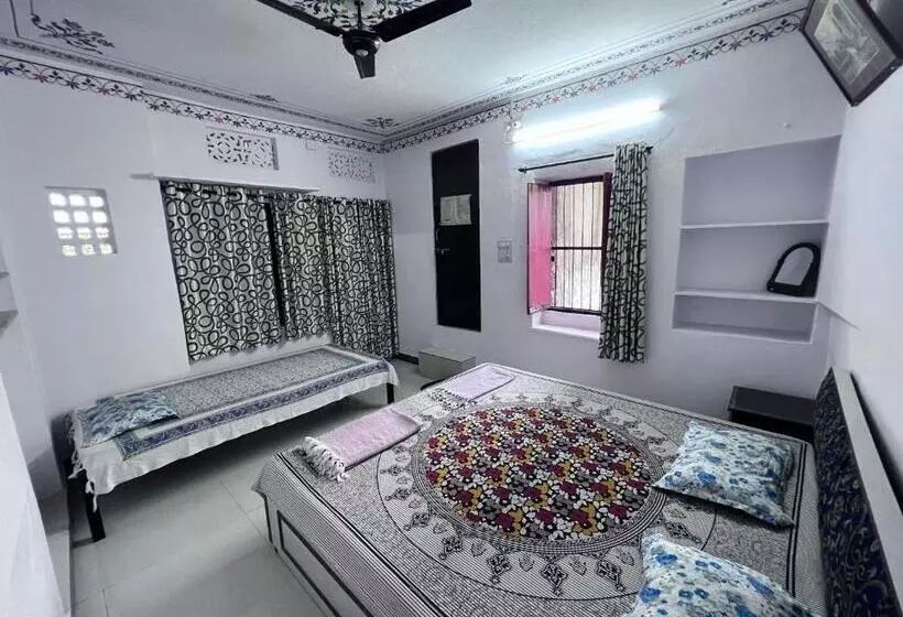 Majatalo Nukkad Guest House