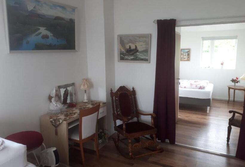 پانسیون Bikers Paradise