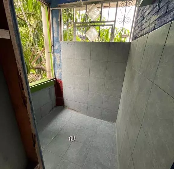 ペンション Pipeline Hostel