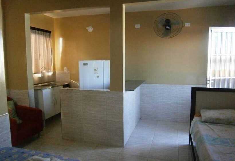 پانسیون Pousada Nathymar